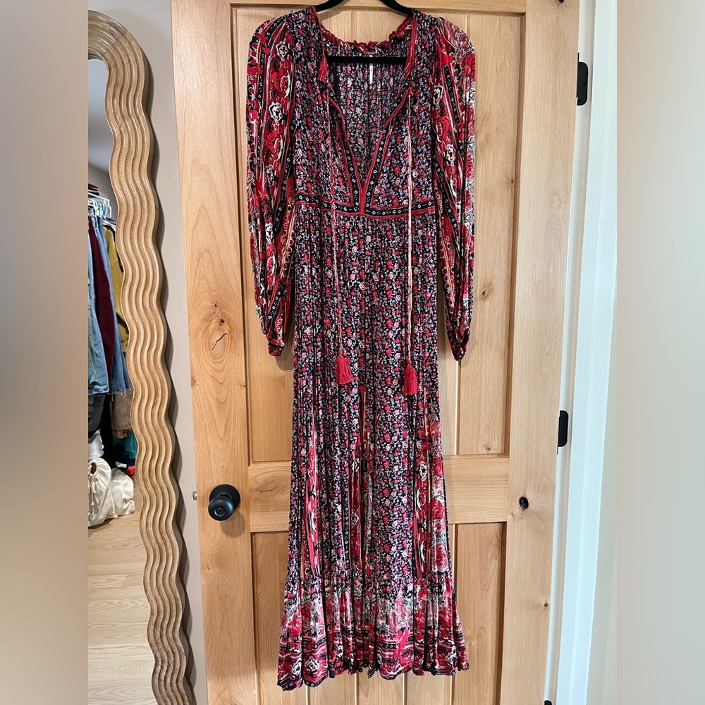 Free People Boho Floral Maxi Dress in Red Size XS